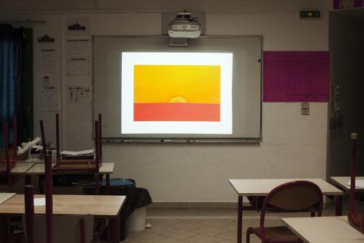 Projection des images produites en studio avec les élèves. Discussions collectives.