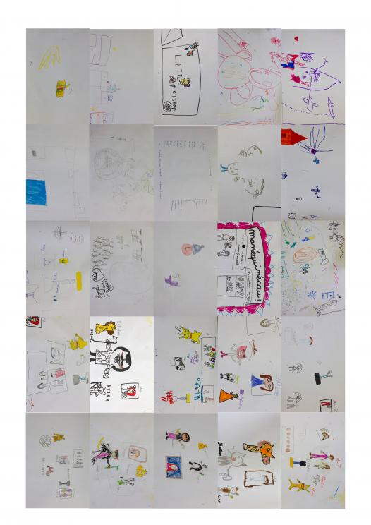 plusieurs dessins d'enfants