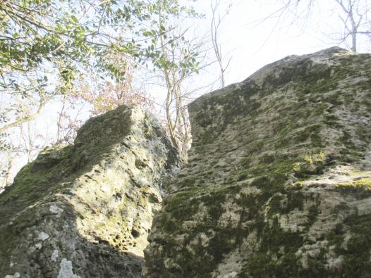 La pierre coupée en deux
