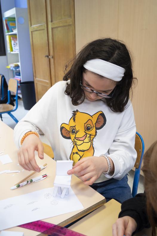 Construction de la chaise en papier.