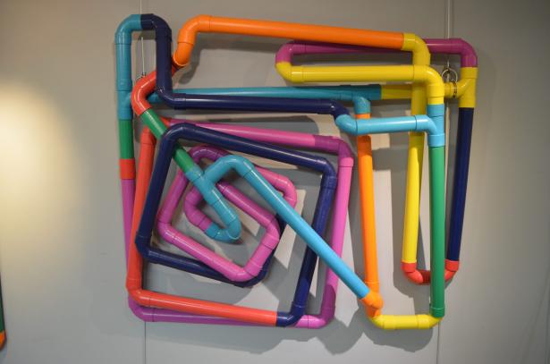 référence 2: tableau en tube / sculpture murale