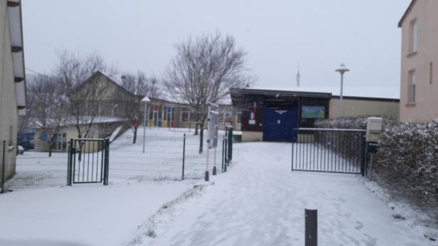 Neige, Belgique et enregistrements