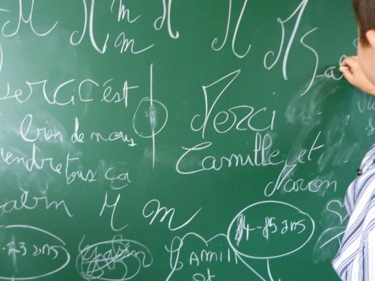 … qui nous ont remercié toujours aussi chaleureusement en s’emparant du tableau