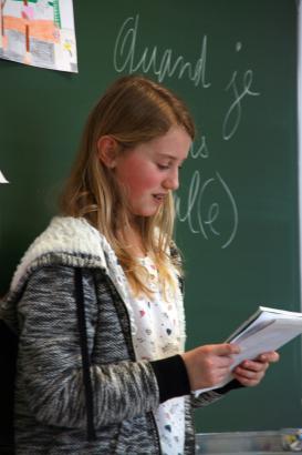 Lecture individuelle. Apprendre à donner son texte en lecture devant un public.
