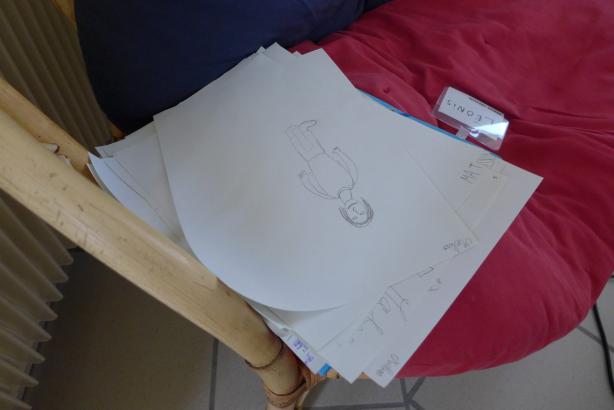 Des écrits et des dessins