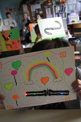 Leds et papier : découverte de l'encre conductrice
