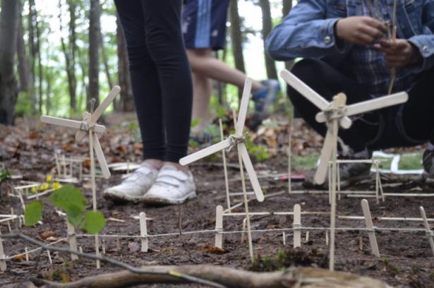 la partie construction en forêt