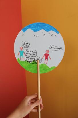 LES ÉCRANS À MAIN