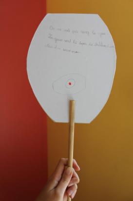 LES ÉCRANS À MAIN