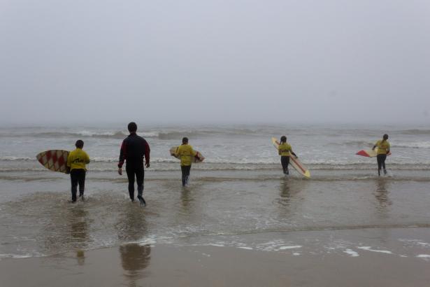 Test des objets de glisse dans les vagues de Pourville