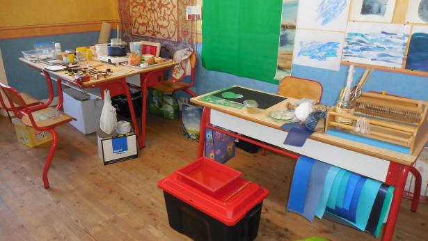 Les CM à la découverte de l'atelier de "l'artiste"