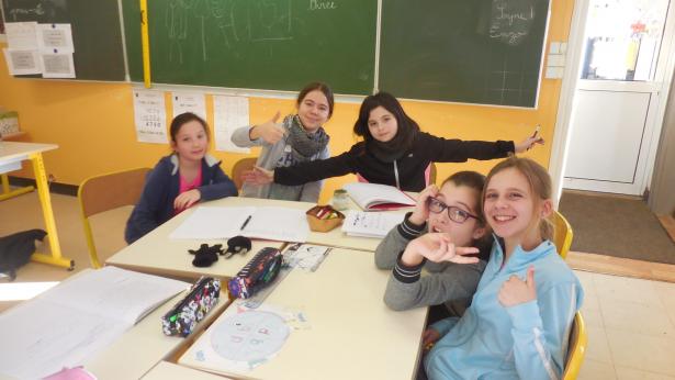 Jour 12 - Les marionnettes s'invitent chez les CM