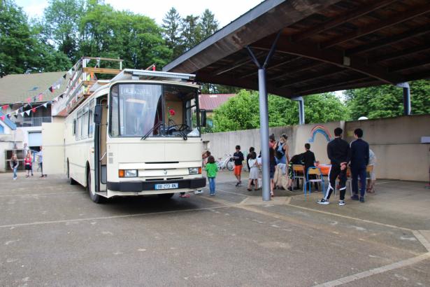Le Bus