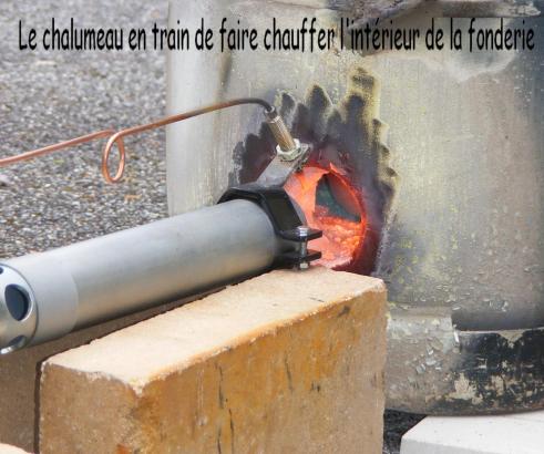 Une fonderie... dans notre cour d'école