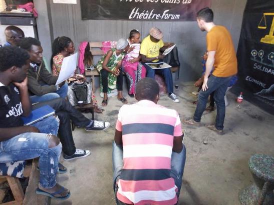 atelier avec la compagnie Kaddu Yaraax