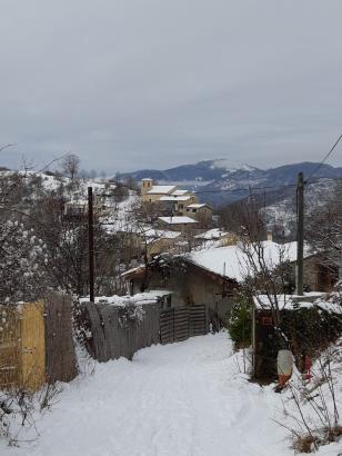 Le village d'Éourres.