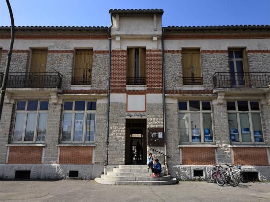 Lou Malhoulet école entrée repérages Pâtissez-tapissez!