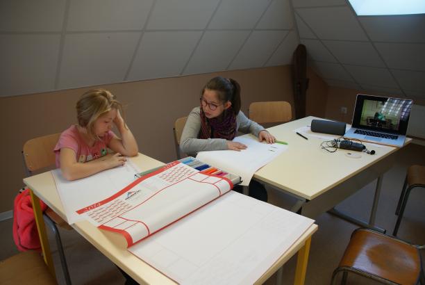 Réalisation d'une partition accompagnée par la vidéo Stripsody de Cathy Berberian 