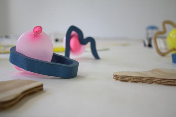 Zone, Soumaya Nader, Maquettes de recherche, déformer la bulle, 2018