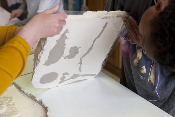 Inès Dobelle, Contrefaçons, Arts Plastiques, Création en Cours, Résidence