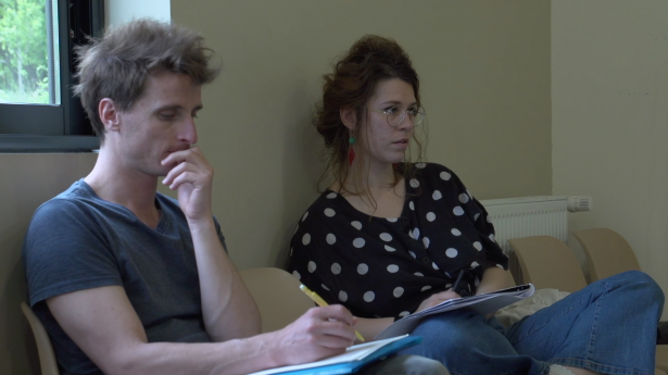Maëva Guillemet et Gaspard Liberelle en répétitions du spectacle  À l'intérieur : Nos paysages (extrait du film "ENTREVOIR NOS PAYSAGES" de Fantin Curtet)