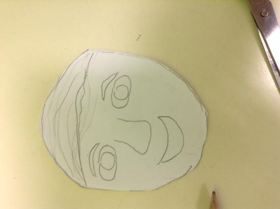 Etape 1, le dessin de son visage dans un temps limité. 