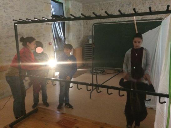 atelier pratique théâtre d'ombres enfants