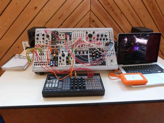 Synthétiseur modulaire de Benjamin Bailly 