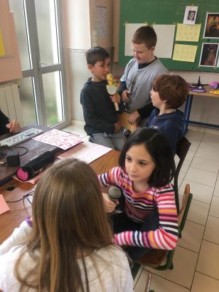 Tal Yaron et les élèves