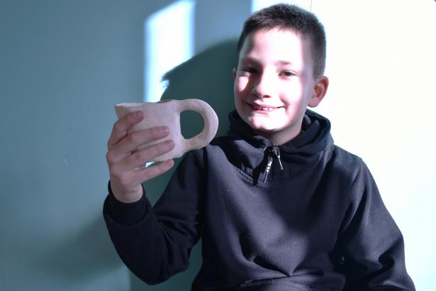 Antoine, tasse