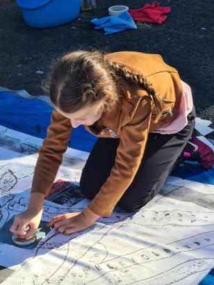 Impression à la presse manuelle sur tissu