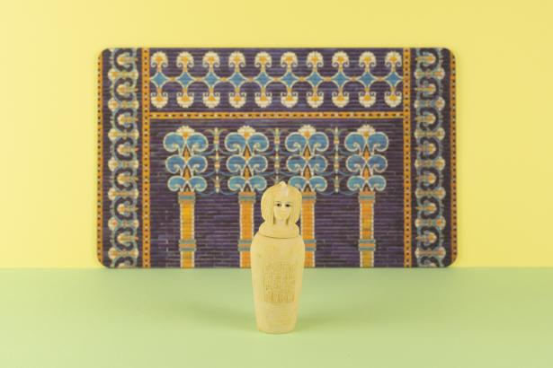 Cléopâtre et le fond bleu