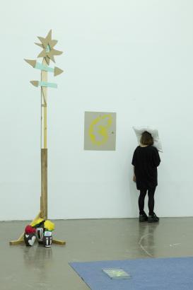 (exemple de sculptures-costumes)