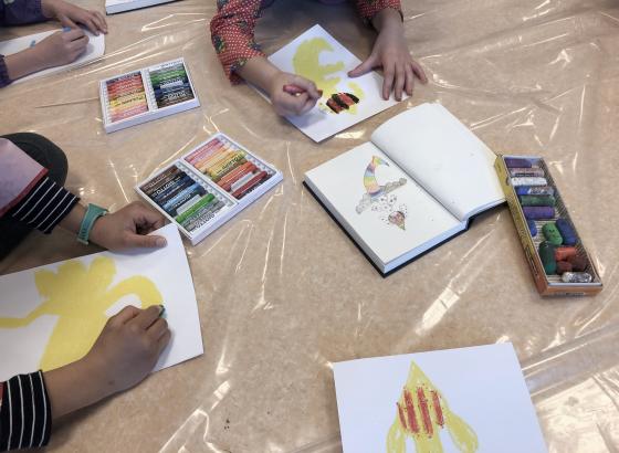 Les enfants à l'œuvre