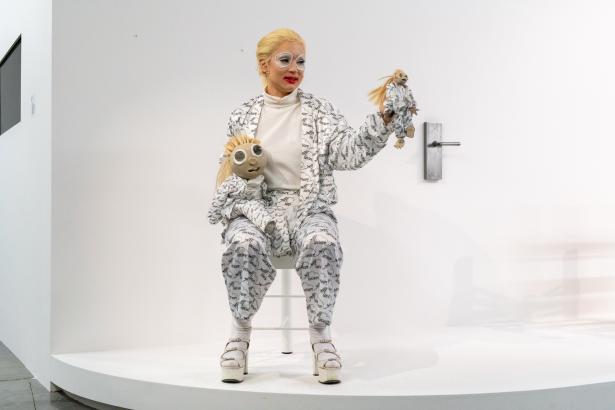 Photo de la performance avec marionette 
