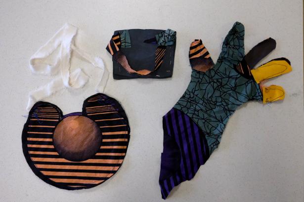 Gant, sacoche, pochette : les objets de Ziyada