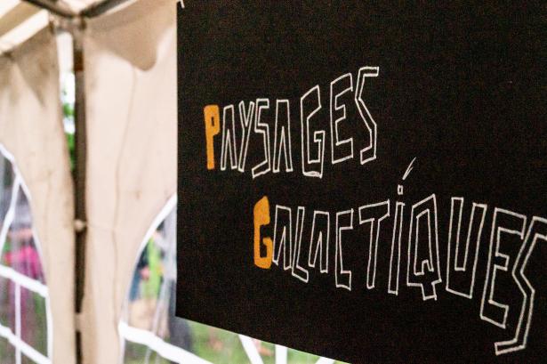 Détail d’une pancarte de l’exposition