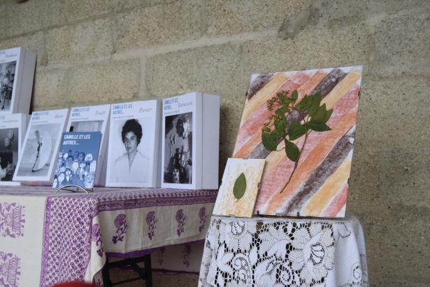 Hommage à Michelle Stuart par Manon