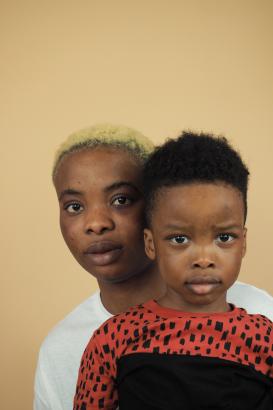 © Blossom (nom de famille non communiqué) et son fils photographiés par Riman (nom de famille non communiqué
