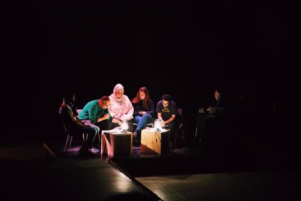 Chroniques documentaires de Seine-Saint-Denis, performance et lecture par Olivier Marboeuf, Faten Kahlaoui, Lucie Clayssen, Maher Nouira et Mamy Kaba accompagné·es d’une création sonore live de Victor Donati