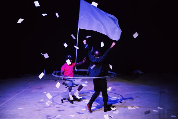 Pourvu que la mastication ne soit pas longue, spectacle avec Hakim Bah, Arthur Bartlett Gillette, Juan Ignacio Tula