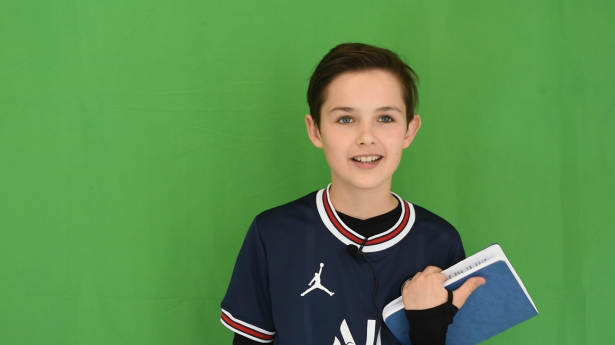 Luka, élève de CM2 à l'école de Clairac © Mélodie Bajo - "Je voudrais vous présenter mes personnages." - 2022