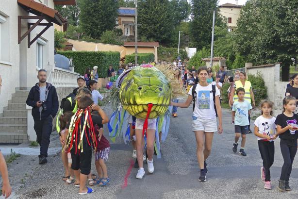 le serpent dans la foule