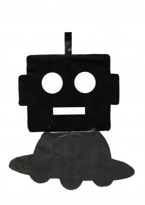 Une soucoupe volante et un robot.