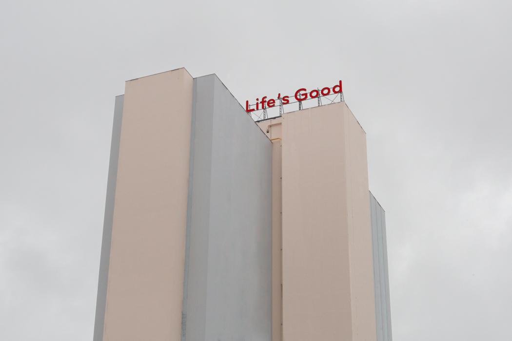 Life's good, 2019, Vincent Marcq, Paris, Habiter, photographie