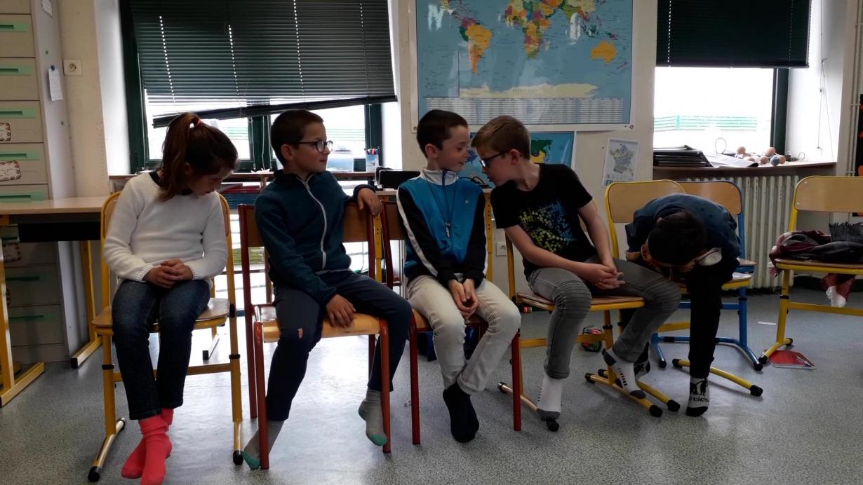 Les élèves de Saint-Péver pendant un exercice sur le regard
