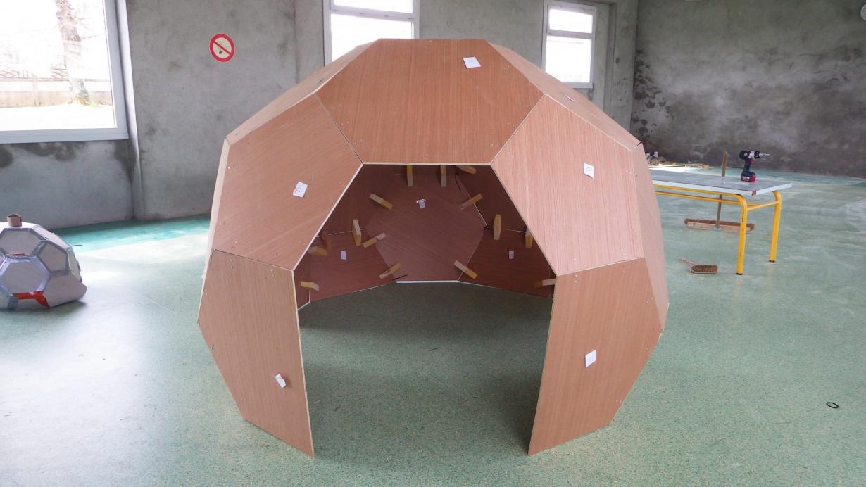 3 Avril - Assemblage du deuxième "Zonoir"