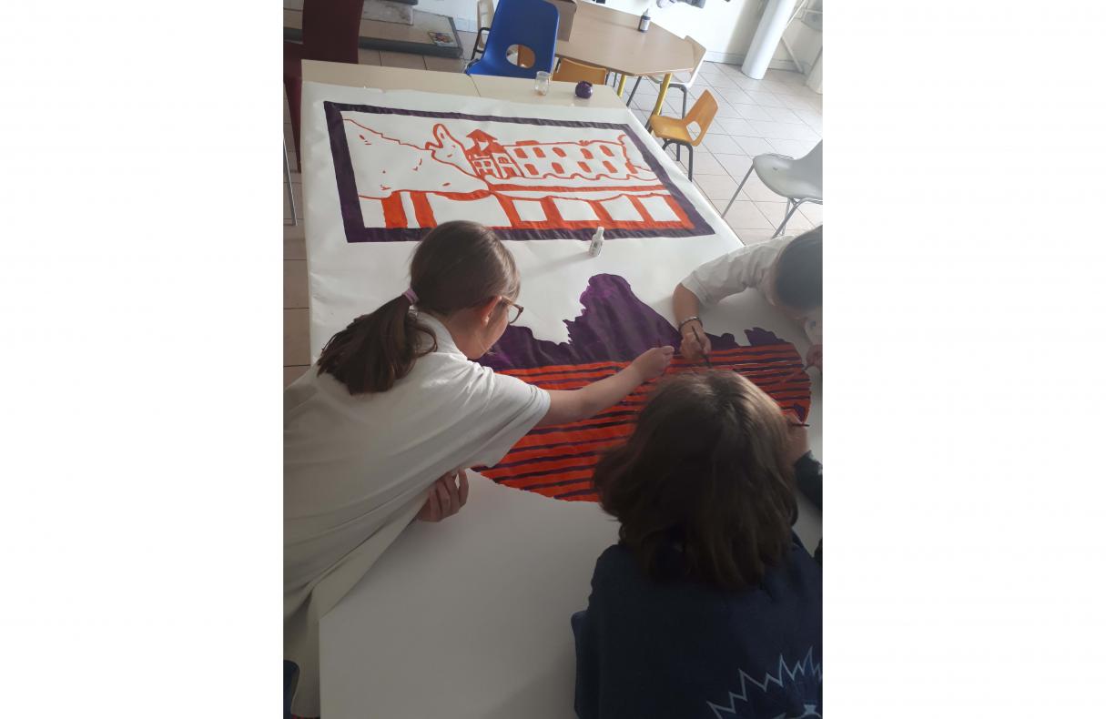 affiches avec 2 ou 3 couleurs