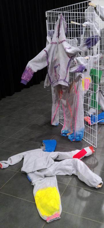 costume/sculpture, mise en peinture