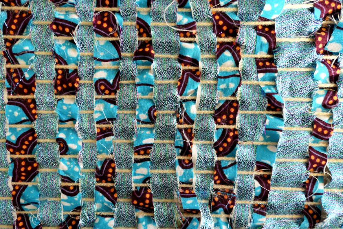 création tissée